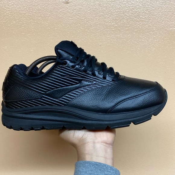 Brooks Addiction Slip Resistant Walker “Triple Black” - Picture 1 of 16